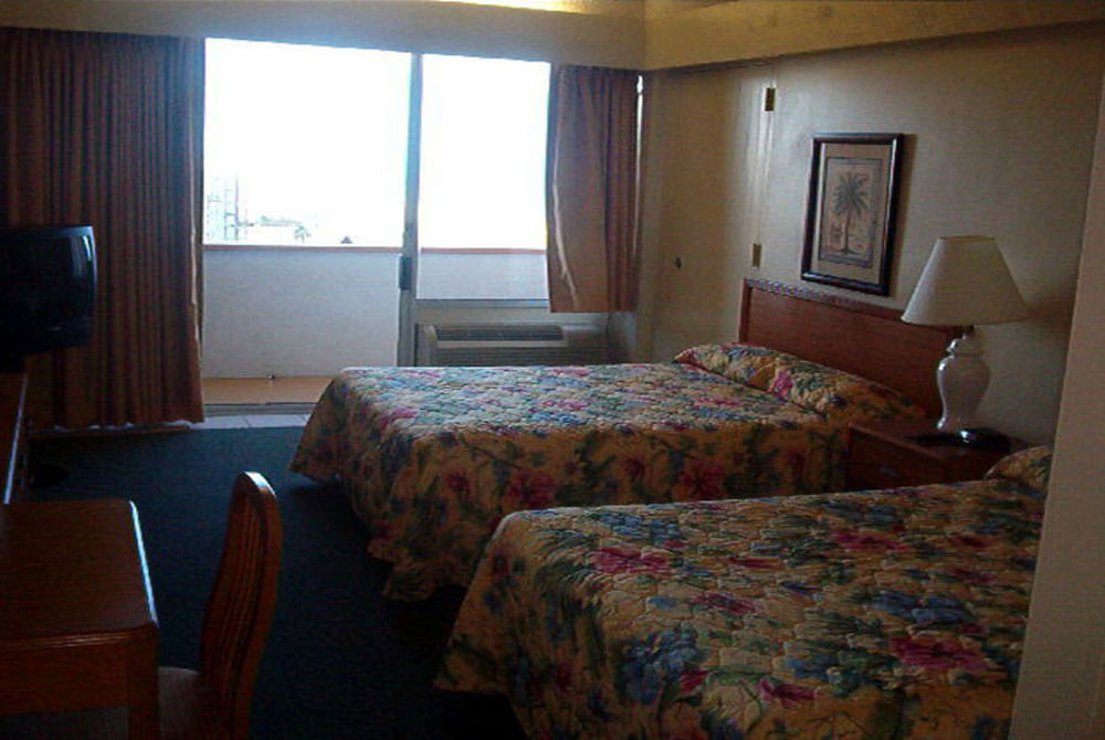 Padre South Hotel On The Beach South Padre Island Exterior photo